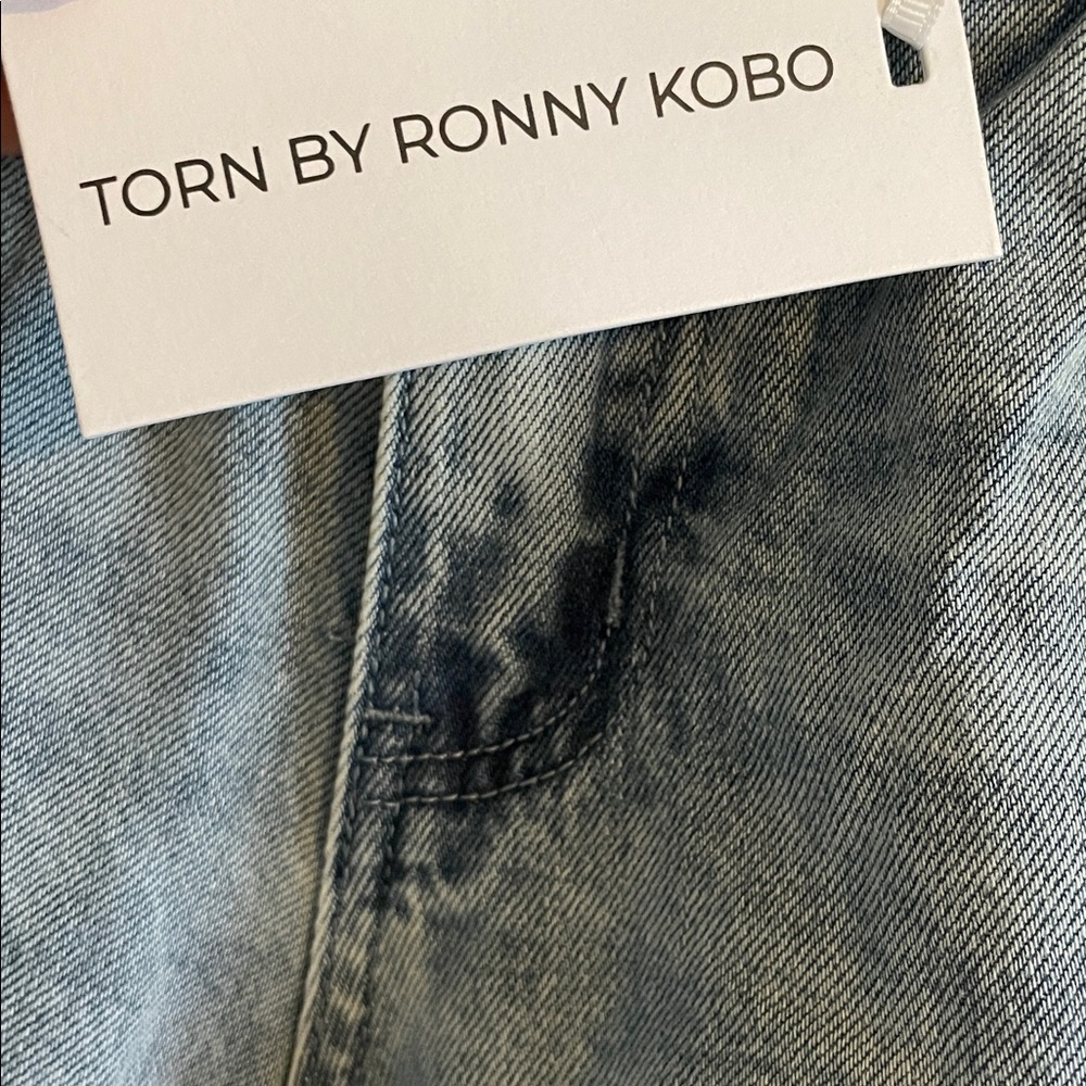 Torn By Ronny Kobo Mariah Jeans Size 26 Taylor Swift Rhinestone Light Wash NWT - Picture 12 of 13